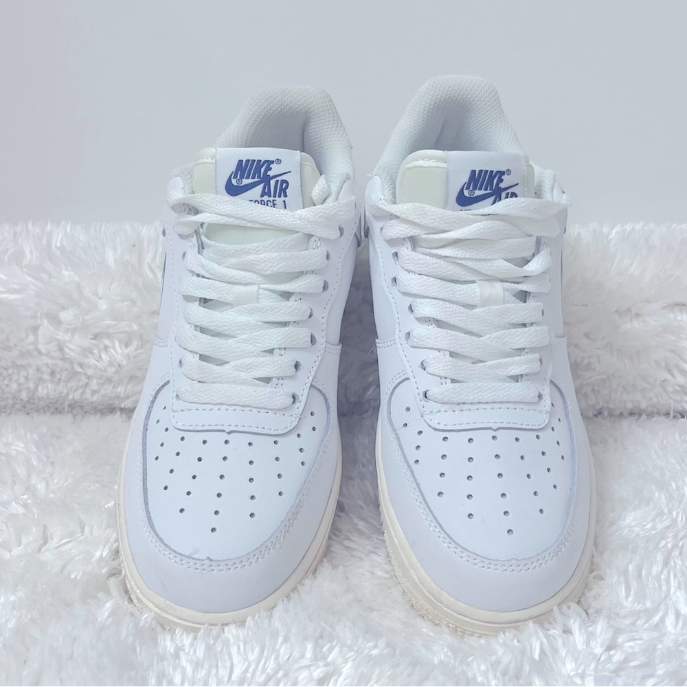 ***JUST LOWERED PRICE AND SHIPPING*** HTF Air Force 1 Multi Triple Swoosh